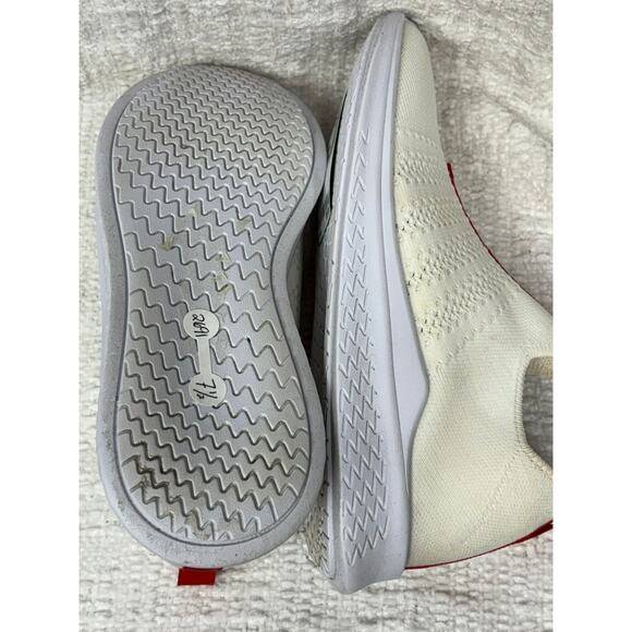 J Slides Women's White Slides Size 7.5 #52424 - Picture 6 of 8